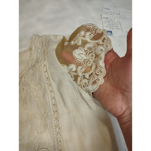 Gretty Zueger Blouse Women's Short Sleeve Tunic Lace burnout sleeves Ecru Medium - Picture 4 of 9